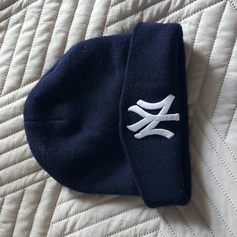NEW YORK NY Yankees knit hat